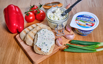 Zvětšit náhled Pomazánka z Pomazánkového s jarní cibulkou