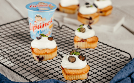 Borůvkové cupcakes s Tradičním Lipánkem