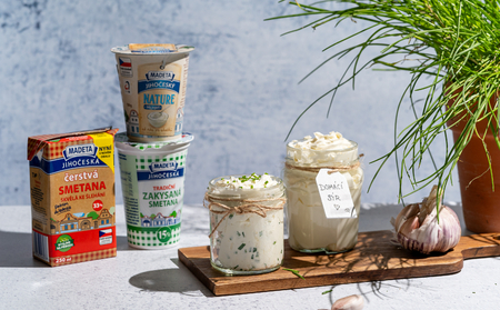 Domácí čerstvý sýr