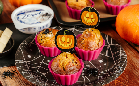 Halloweenské dýňové muffiny s Jihočeským žervé