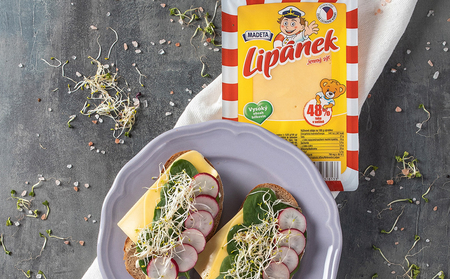 Křupavý chleba se sýrem od Lipánka