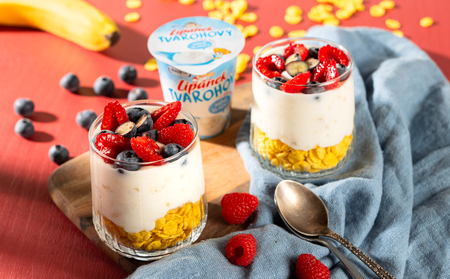 Lip&aacute;nkovy ovocn&eacute; poh&aacute;rky 