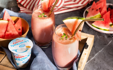 Melounové smoothie s tvarohovým Lipánkem