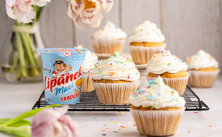 Mrkvov&eacute; cupcakes