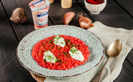 Rizoto z červené řepy s Jihočeskou zakysanousmetanou