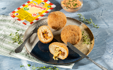 Rýžové koule se sýrem Lipánek plněné mletým masem