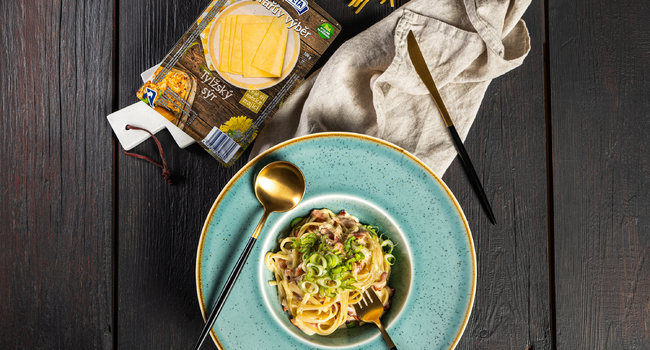 Linguine s omáčkou z Tylžského sýra a slaniny