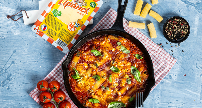 Plněn&eacute; těstoviny se s&yacute;rem Lip&aacute;nek a rajčatovou om&aacute;čkou