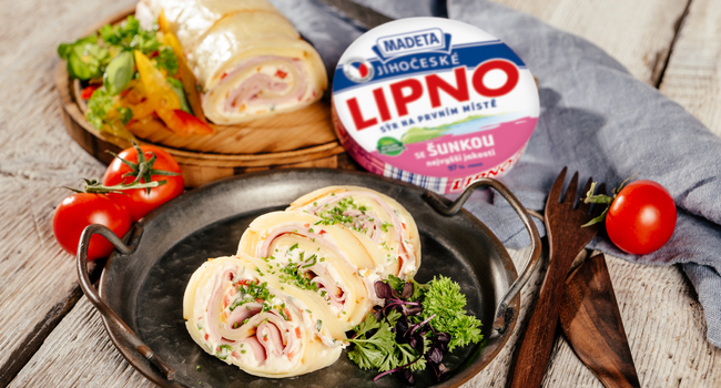 Sýrová roláda se šunkou, paprikami a sýrem Lipno