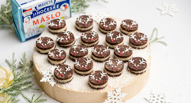 Vánoční sobíci à la kokosová roláda