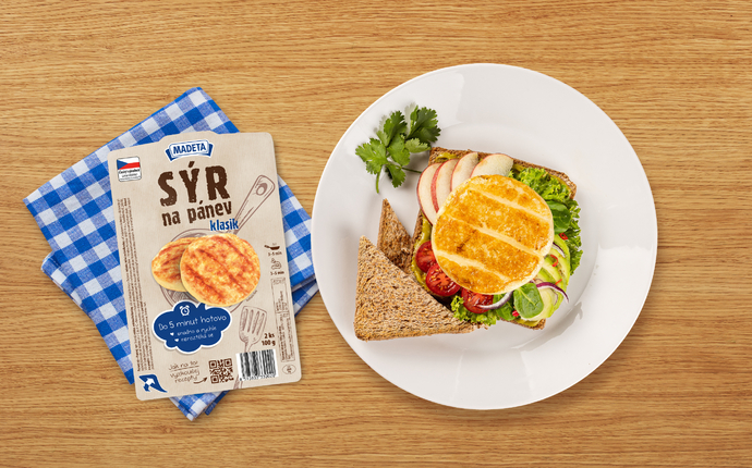 Sendvič se sýrem na pánev