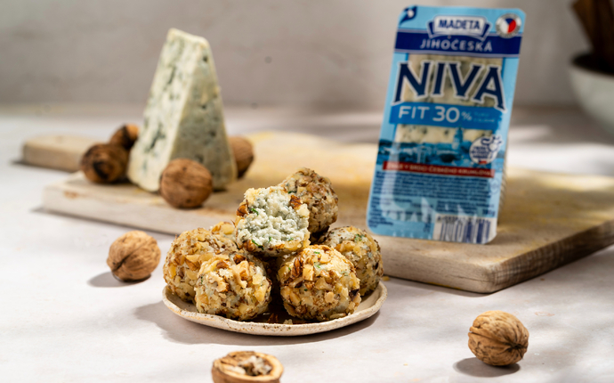 Sýrové kuličky v oříškách