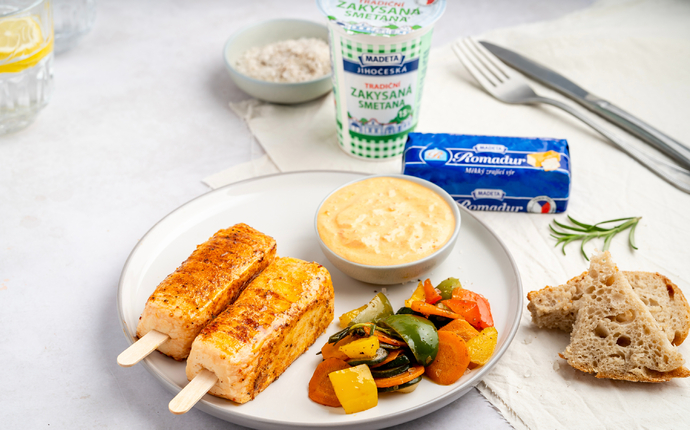 Sýrové špízy s dipem z ajvaru