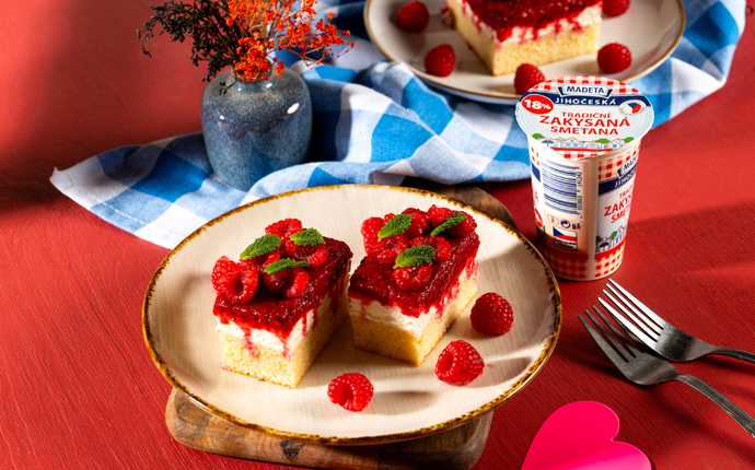 Valentýnské malinové řezy