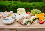 Wrap s Jihočeským cottage a plátkovým sýrem Lipánek